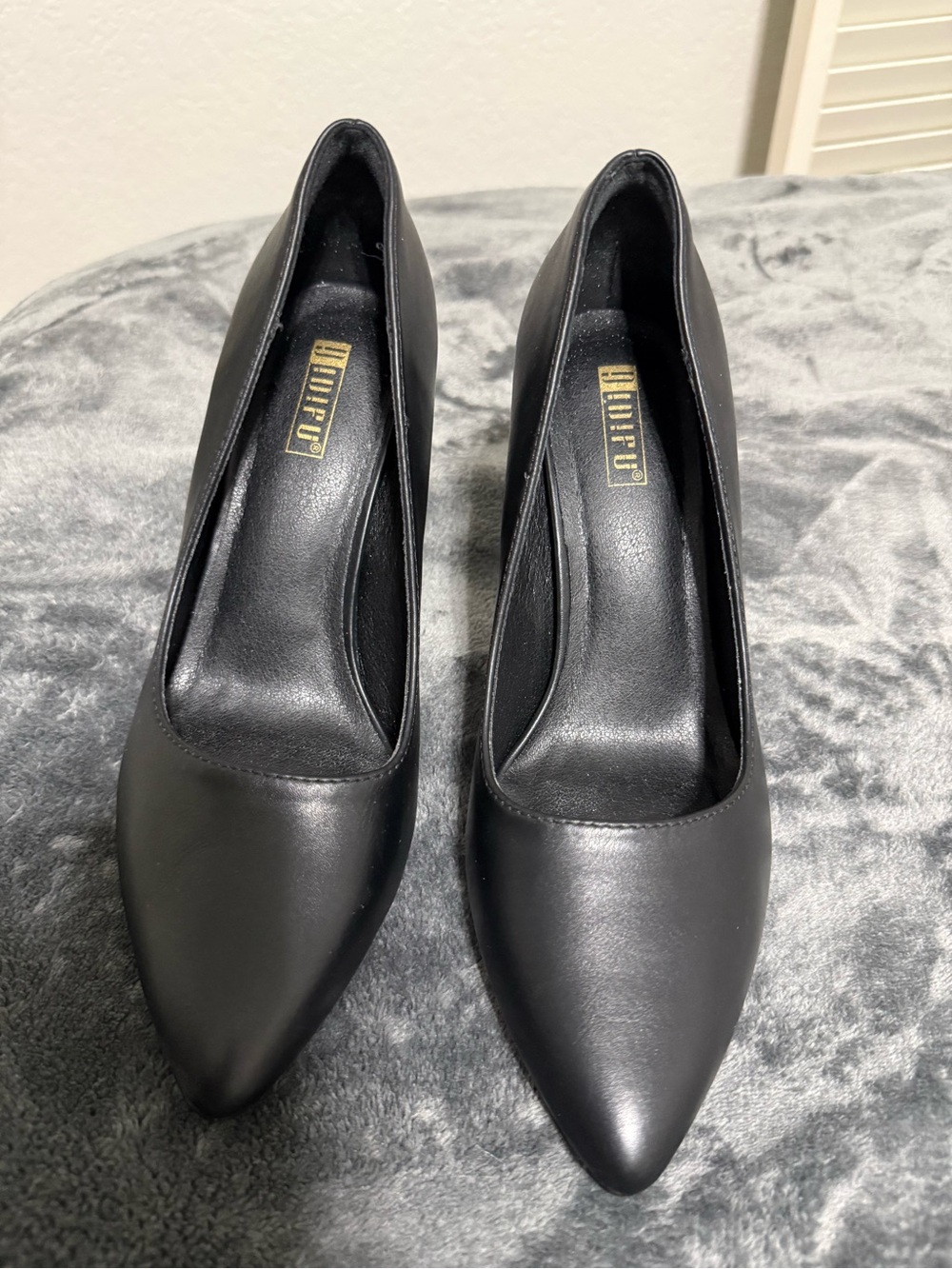 IDIFU Black Pointed Toe Pumps